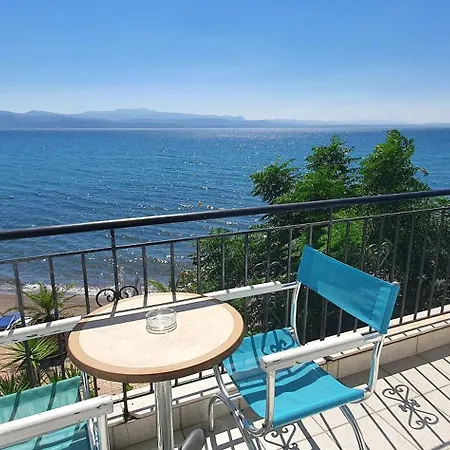 Artemis Hotel Amarynthos Exterior photo