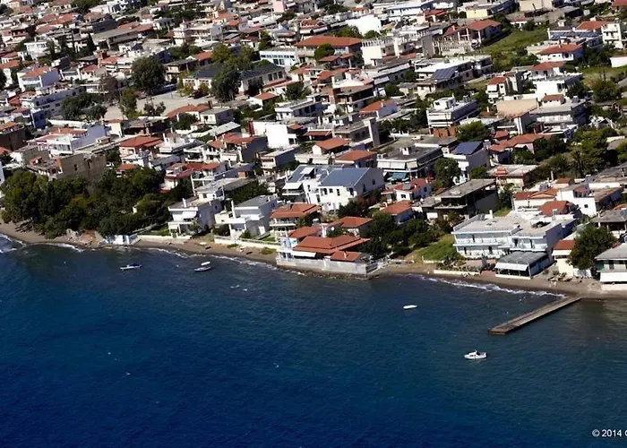 Artemis Hotel