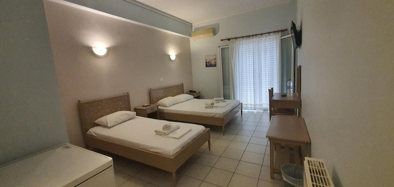 Hotel Artemis Amarynthos